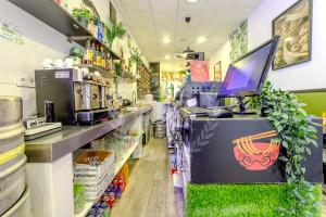 TRASPASO BAR–CAFETERÍA EN PLENO CENTRO DE SANTA CRUZ DE TENERIFE