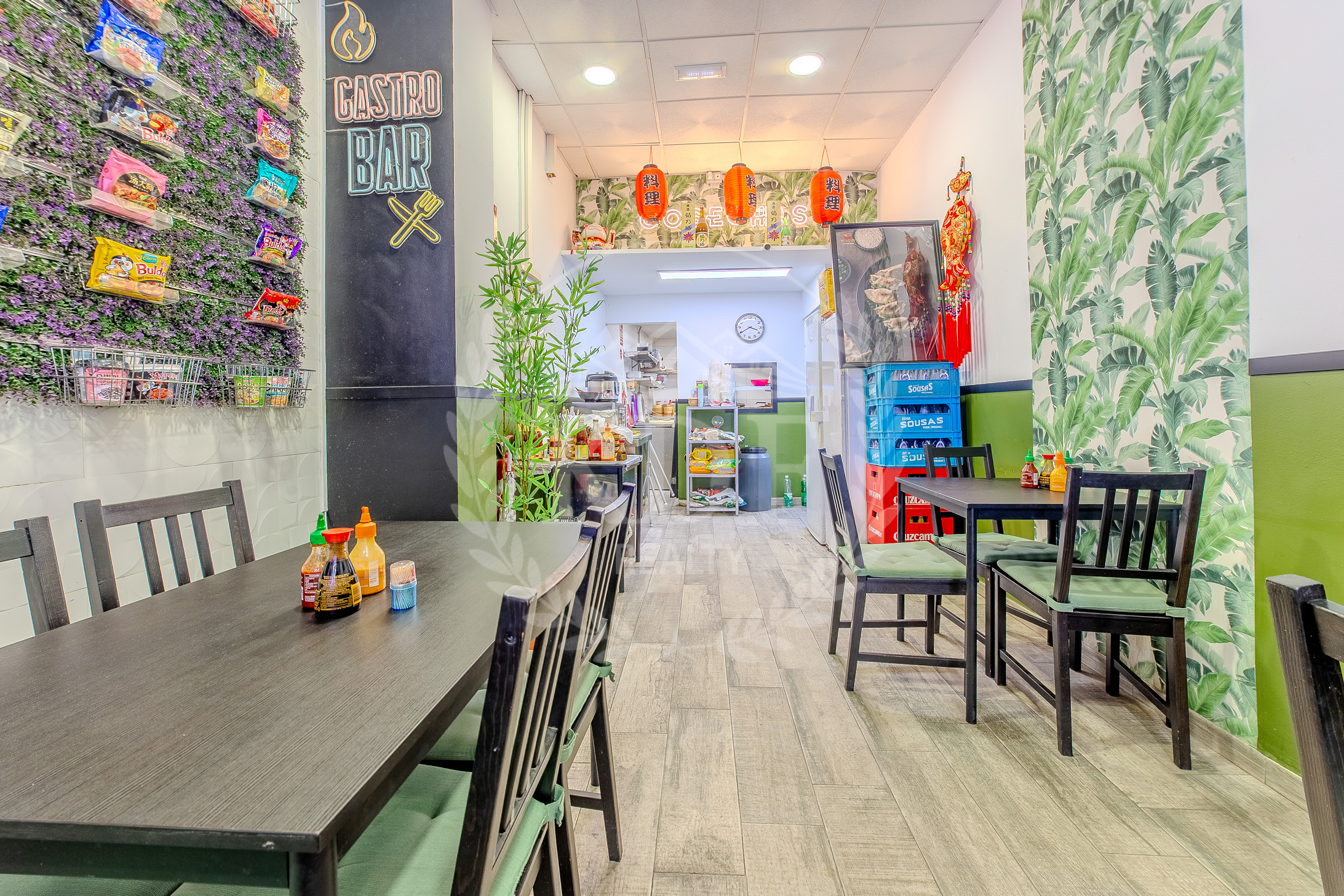 TRASPASO BAR–CAFETERÍA EN PLENO CENTRO DE SANTA CRUZ DE TENERIFE