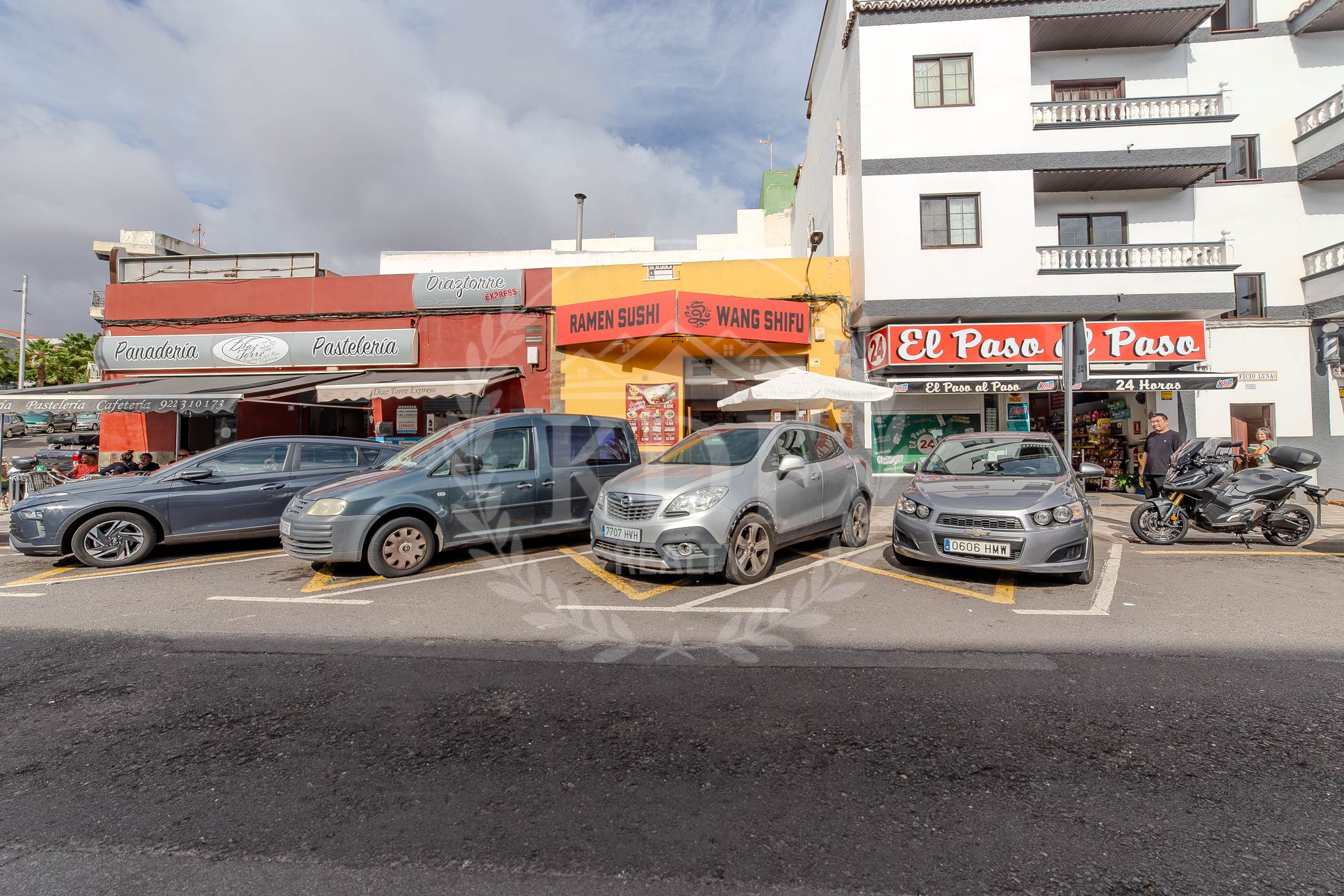 TRASPASO DE BAR-RESTAURANTE EN AVENIDA EL PASO, LOS MAJUELOS