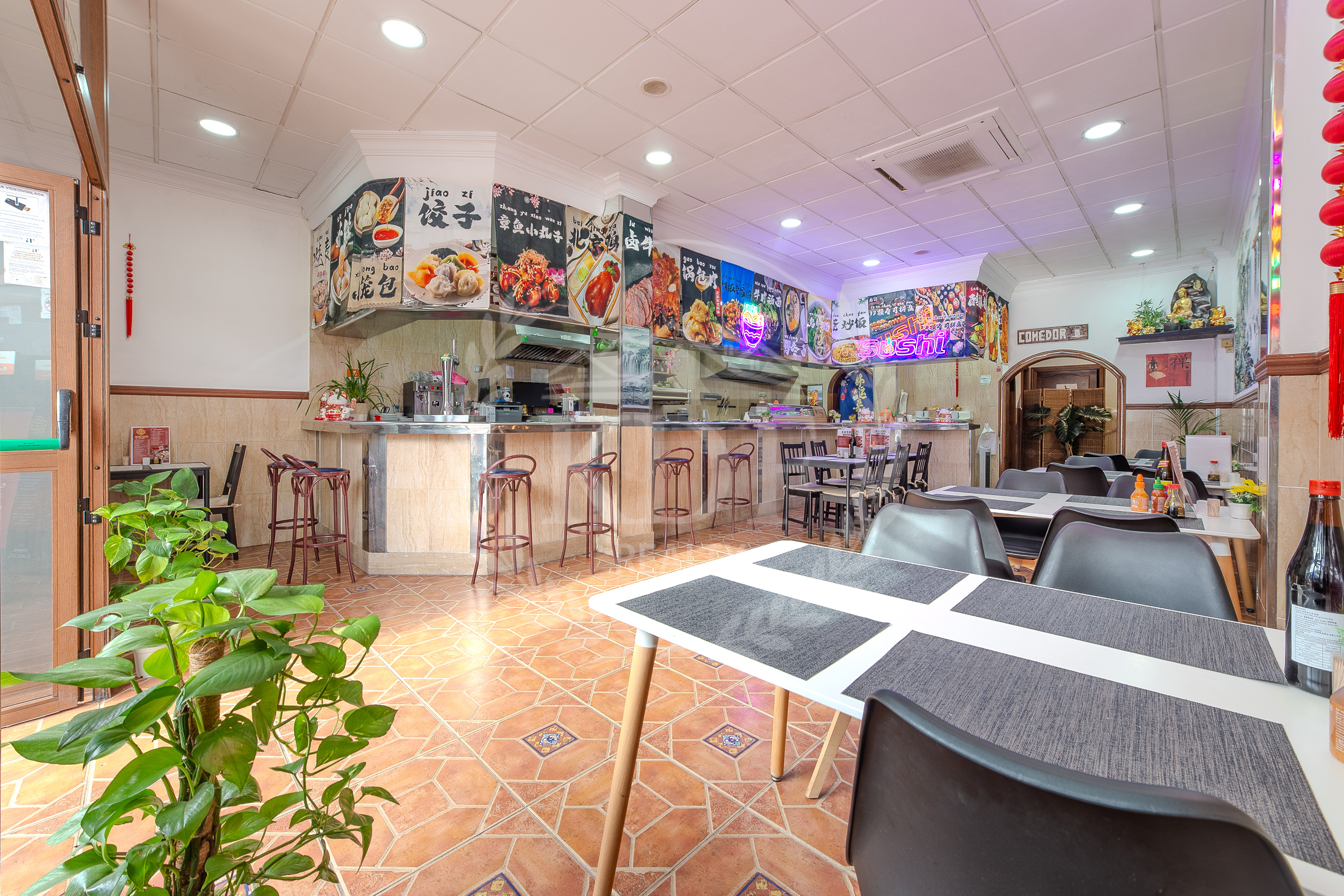 TRASPASO DE BAR-RESTAURANTE EN AVENIDA EL PASO, LOS MAJUELOS