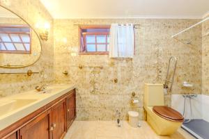 CHALET INDEPENDIENTE CON JARDÍN EN ARAFO