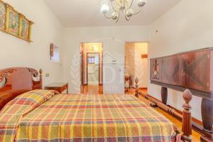 CHALET INDEPENDIENTE CON JARDÍN EN ARAFO