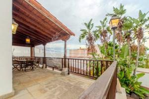 CHALET INDEPENDIENTE CON JARDÍN EN ARAFO