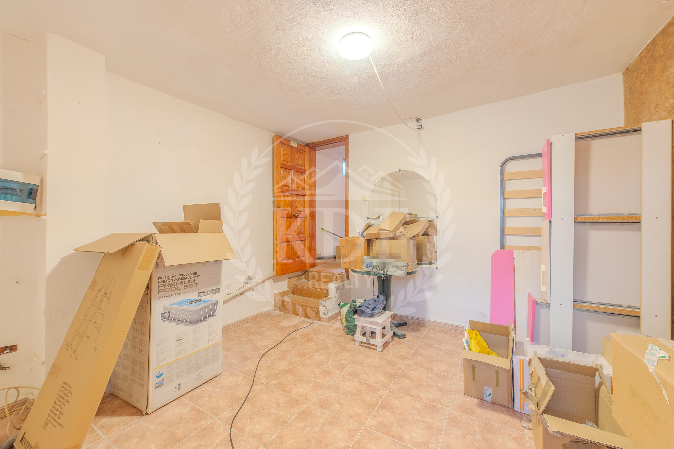ADOSADO CON AMPLIOS ESPACIOS Y TERRAZAS EN CANDELARIA - KDF REALTY