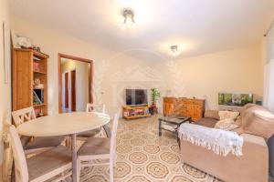ADOSADO CON AMPLIOS ESPACIOS Y TERRAZAS EN CANDELARIA - KDF REALTY