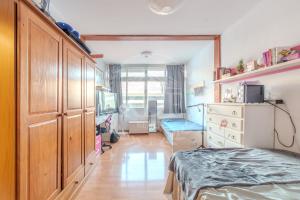 ADOSADO CON AMPLIOS ESPACIOS Y TERRAZAS EN CANDELARIA - KDF REALTY