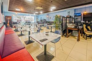 TRASPASO DE RESTAURANTE EQUIPADO EN ZONA PREMIUM DE SANTA CRUZ