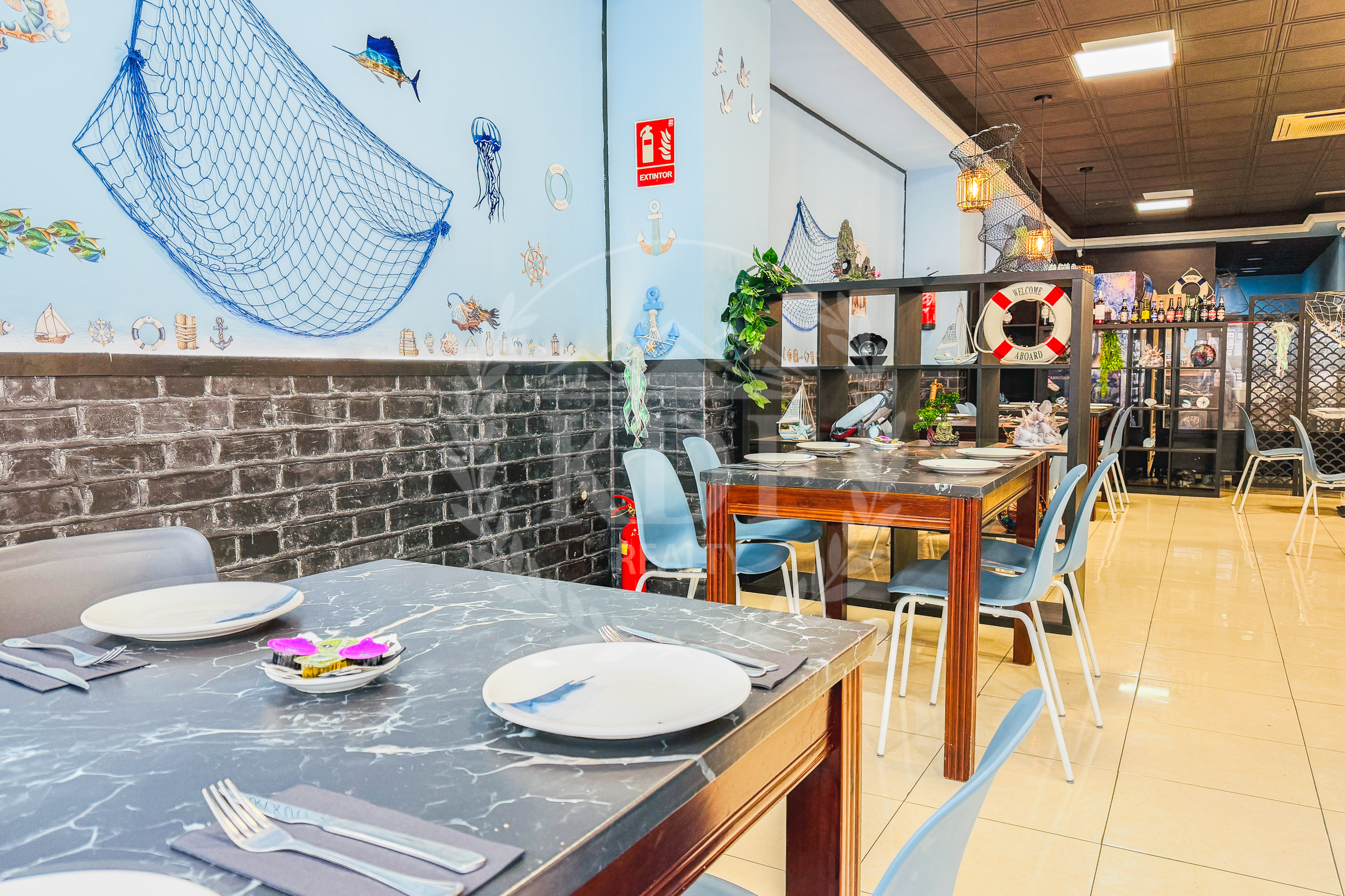 TRASPASO DE RESTAURANTE EQUIPADO EN ZONA PREMIUM DE SANTA CRUZ
