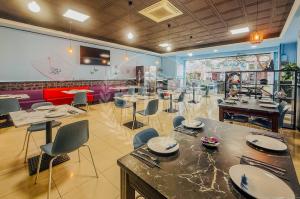 TRASPASO DE RESTAURANTE EQUIPADO EN ZONA PREMIUM DE SANTA CRUZ