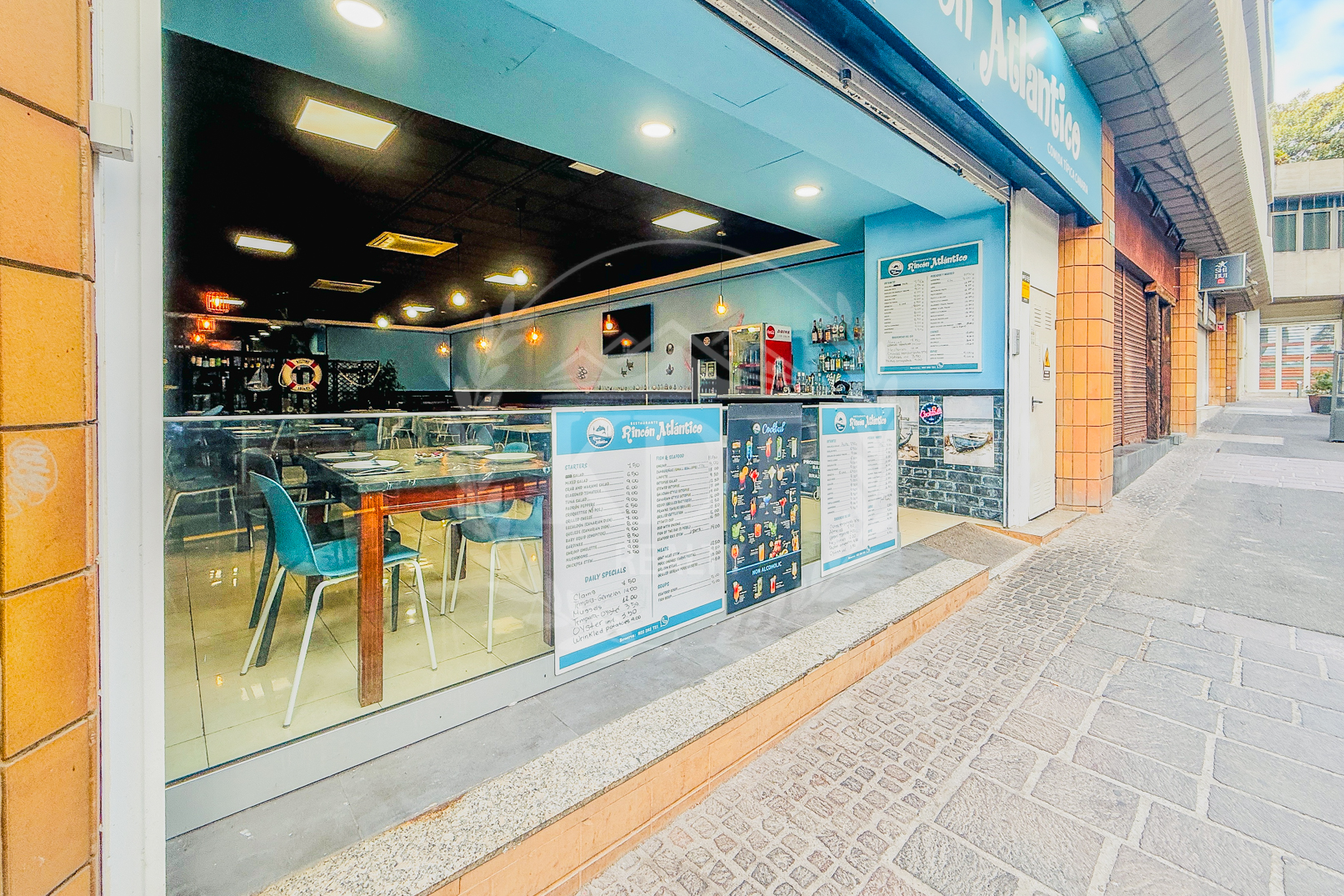 TRASPASO DE RESTAURANTE EQUIPADO EN ZONA PREMIUM DE SANTA CRUZ