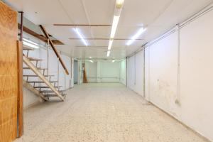LOCAL COMERCIAL DE 300 M² EN CALLE PORLIER CON OPCIÓN DE DIVISIÓN EN DOS UNIDADES.