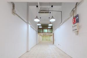 LOCAL COMERCIAL DE 300 M² EN CALLE PORLIER CON OPCIÓN DE DIVISIÓN EN DOS UNIDADES.
