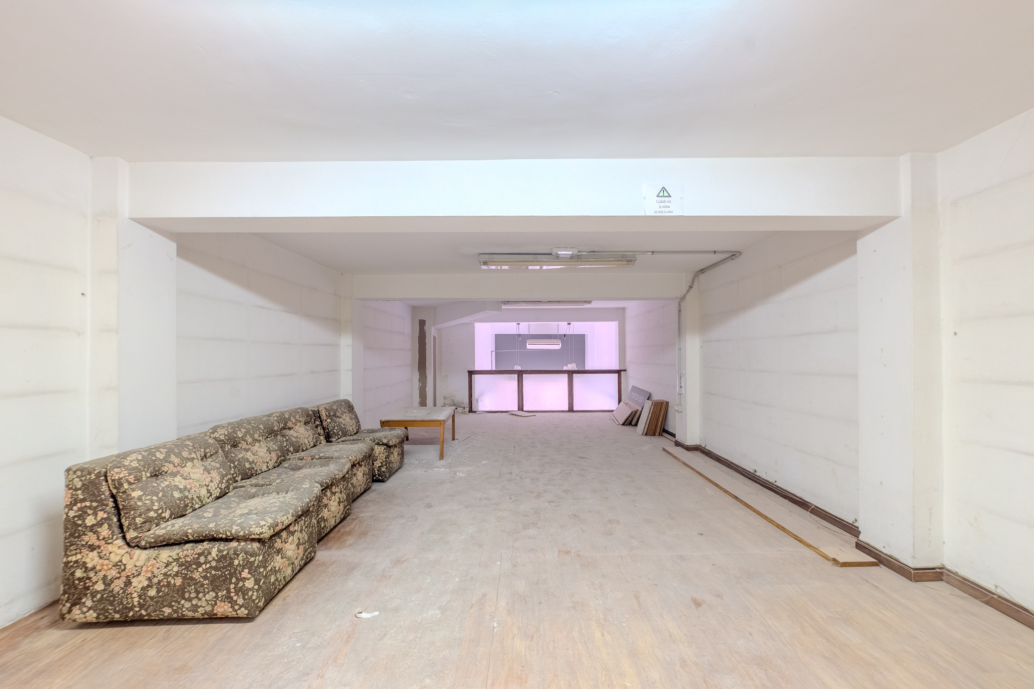 LOCAL COMERCIAL DE 300 M² EN CALLE PORLIER CON OPCIÓN DE DIVISIÓN EN DOS UNIDADES.